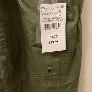 Maternity pants, new with tags!